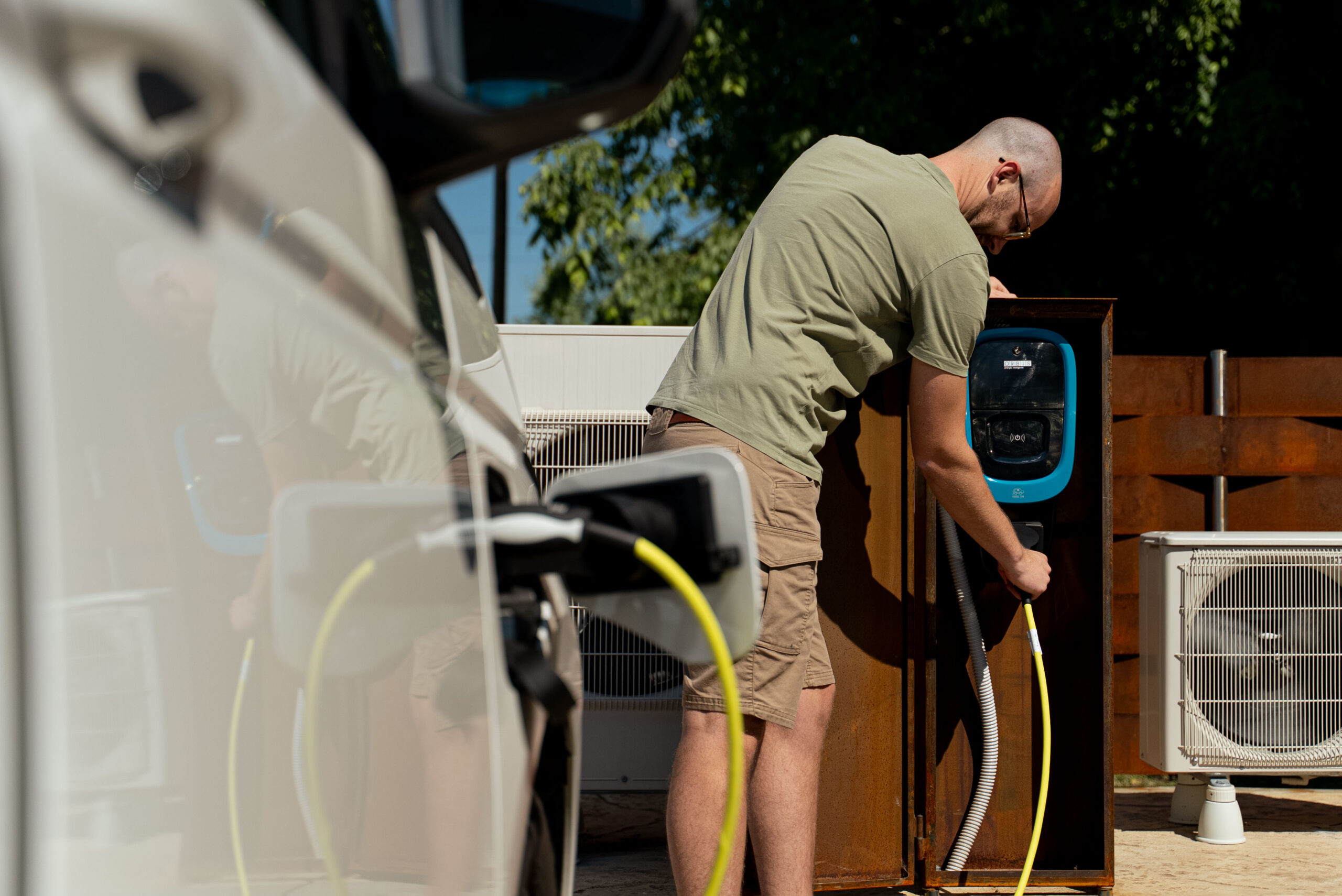 Hotel ricarica auto elettrica